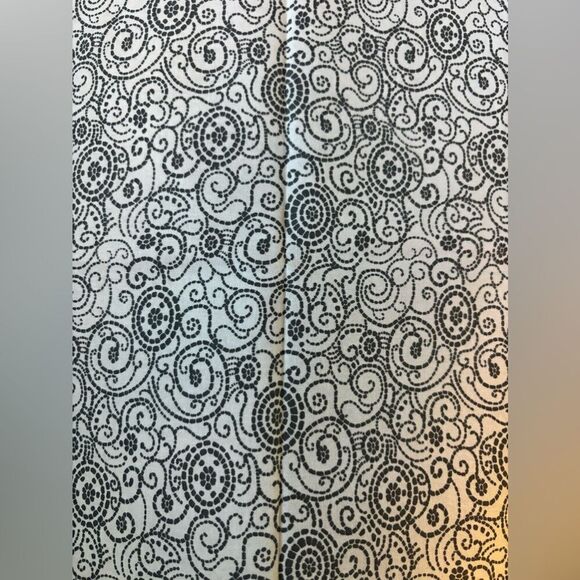 2 NEW White with Black Scroll Print Fabric Fat Quarters 18” x 21” - Picture 1 of 4